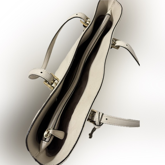 Michael Kors beige tote - Picture 8 of 9